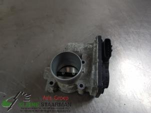 Gebruikte Gasklephuis Suzuki Vitara (LY/MY) 1.4 S Turbo 16V Prijs € 75,00 Margeregeling aangeboden door Kleine Staarman B.V. Autodemontage