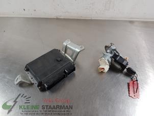 Gebruikte Kontaktslot + computer Toyota Yaris II (P9) 1.3 16V VVT-i Prijs € 125,00 Margeregeling aangeboden door Kleine Staarman B.V. Autodemontage