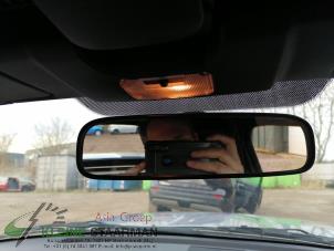 Gebruikte Spiegel binnen Mazda MX-5 (NC18/1A) 1.8i 16V Prijs op aanvraag aangeboden door Kleine Staarman B.V. Autodemontage
