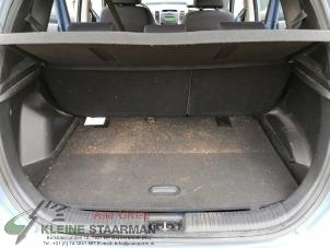 Gebruikte Vloerplaat bagageruimte Hyundai iX20 (JC) 1.4i 16V Prijs op aanvraag aangeboden door Kleine Staarman B.V. Autodemontage