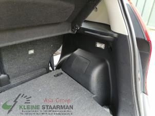 Gebruikte Kofferbakbekleding rechts Nissan Note (E12) 1.2 68 Prijs op aanvraag aangeboden door Kleine Staarman B.V. Autodemontage