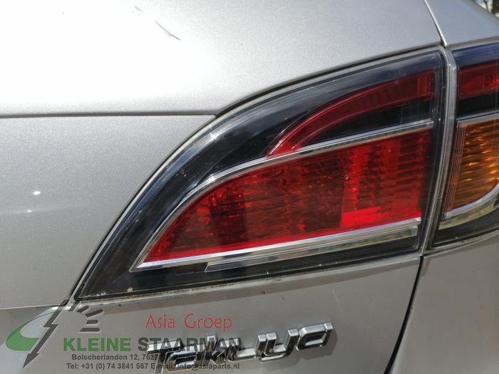 Achterlicht rechts van een Mazda 6 SportBreak (GH19/GHA9) 2.2 CDVi 16V 163 2012