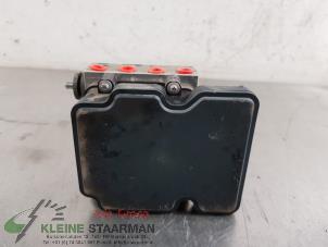 Gebruikte ABS Pomp Nissan Qashqai (J11) 1.3 DIG-T 140 16V Prijs € 200,00 Margeregeling aangeboden door Kleine Staarman B.V. Autodemontage