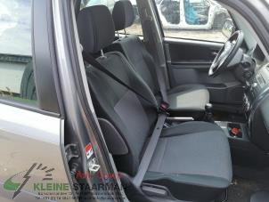 Gebruikte Veiligheidsgordel rechts-voor Suzuki SX4 (EY/GY) 1.6 16V VVT Grip 4x4 Prijs op aanvraag aangeboden door Kleine Staarman B.V. Autodemontage