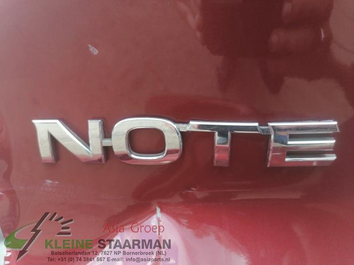 Spoorstang links van een Nissan Note (E12) 1.2 DIG-S 98 2015