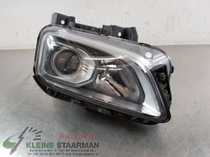 Gebruikte Koplamp rechts Hyundai Kona (OS) 1.0 T-GDI 12V Prijs € 300,00 Margeregeling aangeboden door Kleine Staarman B.V. Autodemontage