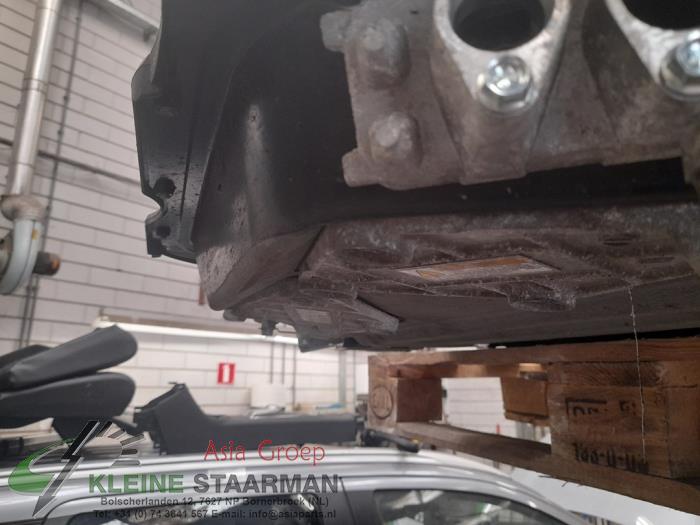 Accu (Hybride) Mitsubishi Outlander 2.0 16V PHEV 4x4 9499F067 MITSUBISHI