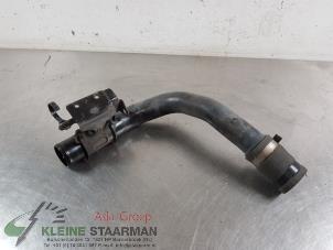 Gebruikte Intercooler Buis Nissan Qashqai (J10) 1.5 dCi DPF Prijs € 75,00 Margeregeling aangeboden door Kleine Staarman B.V. Autodemontage