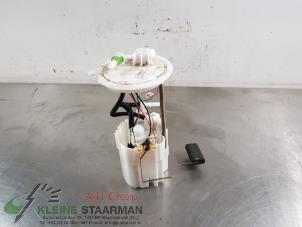 Gebruikte Benzinepomp Nissan X-Trail (T32) 1.6 DIG-T 16V Prijs € 90,00 Margeregeling aangeboden door Kleine Staarman B.V. Autodemontage
