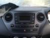 Radio van een Hyundai i10 (B5), 2013 / 2019 1.2 16V, Hatchback, Benzine, 1.248cc, 64kW, G4LA, 2013-12 2017