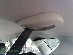 Gebruikte Veiligheidsgordel midden-achter Nissan Qashqai (J10) 2.0 16V Prijs op aanvraag aangeboden door Kleine Staarman B.V. Autodemontage
