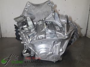 Gebruikte Versnellingsbak Mazda CX-3 (DJ/DK) 2.0 SkyActiv-G 120 Prijs € 500,00 Margeregeling aangeboden door Kleine Staarman B.V. Autodemontage