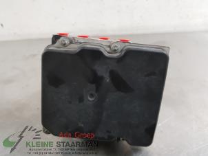 Gebruikte ABS Pomp Nissan Qashqai (J10) 2.0 16V 4x4 Prijs € 100,00 Margeregeling aangeboden door Kleine Staarman B.V. Autodemontage