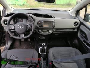 Gebruikte Airbag Set + Module Toyota Yaris III (P13) 1.0 12V VVT-i Prijs op aanvraag aangeboden door Kleine Staarman B.V. Autodemontage