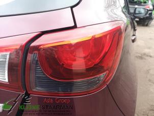 Gebruikte Achterlicht rechts Mazda 2 (DJ/DL) 1.5 SkyActiv-G 90 Prijs € 82,50 Margeregeling aangeboden door Kleine Staarman B.V. Autodemontage