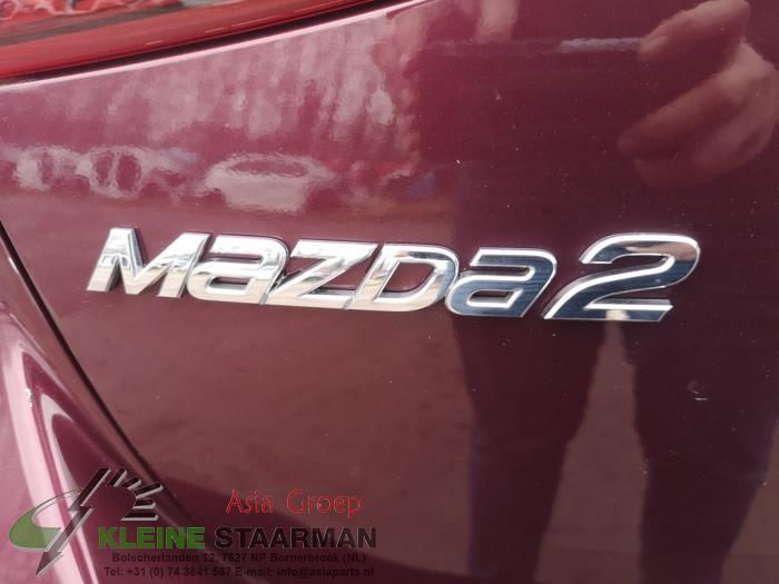 Gasveer links-achter van een Mazda 2 (DJ/DL) 1.5 SkyActiv-G 90 2018