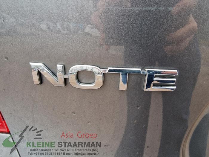 Spoorstang rechts van een Nissan Note (E12) 1.2 DIG-S 98 2015