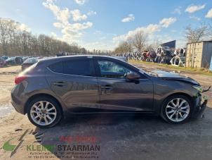 Gebruikte Kokerbalk rechts Mazda 3 (BM/BN) 2.0 SkyActiv-G 120 16V Prijs op aanvraag aangeboden door Kleine Staarman B.V. Autodemontage