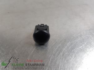 Gebruikte Lichtsensor Kia Sorento III (UM) 2.2 CRDi 16V VGT 4x4 Prijs op aanvraag aangeboden door Kleine Staarman B.V. Autodemontage