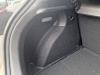 Kofferbakbekleding links van een Hyundai i20 (GBB), 2014 / 2020 1.2i 16V, Hatchback, Benzine, 1 248cc, 62kW, G4LA, 2014-11 2018