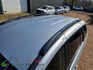 Gebruikte Dak Mazda 5 (CR19) 2.0i 16V Prijs op aanvraag aangeboden door Kleine Staarman B.V. Autodemontage