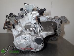 Gebruikte Versnellingsbak Mitsubishi ASX 1.6 MIVEC 16V Prijs € 415,00 Margeregeling aangeboden door Kleine Staarman B.V. Autodemontage