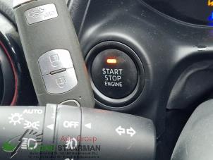 Gebruikte Kontaktslot + computer Mazda CX-3 (DJ/DK) 1.5 Skyactiv D 105 16V Prijs op aanvraag aangeboden door Kleine Staarman B.V. Autodemontage