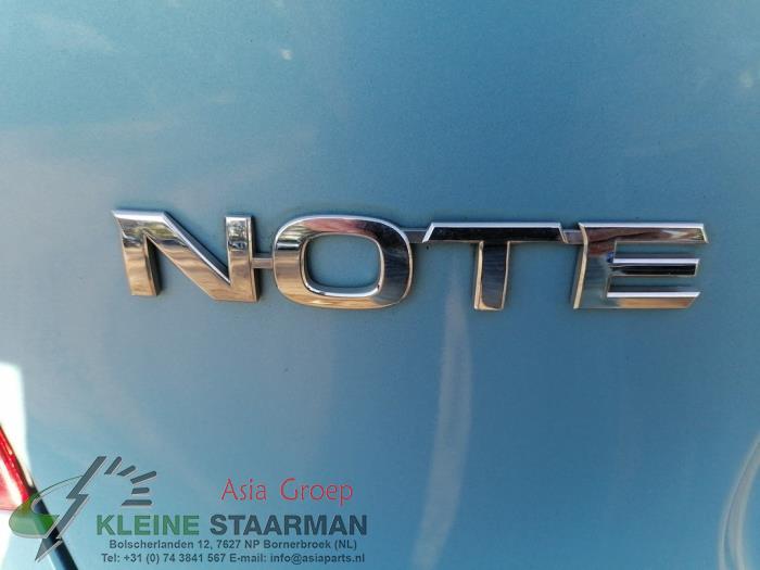 Spoorstang rechts van een Nissan Note (E12) 1.2 DIG-S 98 2015