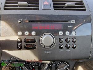 Gebruikte Radio CD Speler Suzuki Swift (ZA/ZC/ZD1/2/3/9) 1.3 VVT 16V Prijs op aanvraag aangeboden door Kleine Staarman B.V. Autodemontage