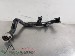 Gebruikte Intercooler Buis Nissan Micra (K14) 0.9 IG-T 12V Prijs € 75,00 Margeregeling aangeboden door Kleine Staarman B.V. Autodemontage
