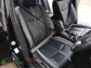 Gebruikte Veiligheidsgordel rechts-voor Nissan Leaf (ZE1) 40kWh Prijs op aanvraag aangeboden door Kleine Staarman B.V. Autodemontage