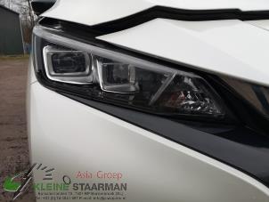 Gebruikte Rechter Koplamp Nissan Leaf (ZE1) 40kWh Prijs op aanvraag aangeboden door Kleine Staarman B.V. Autodemontage