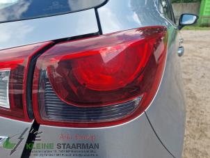 Gebruikte Achterlicht rechts Mazda 2 (DJ/DL) 1.5 SkyActiv-G 90 Prijs € 82,50 Margeregeling aangeboden door Kleine Staarman B.V. Autodemontage