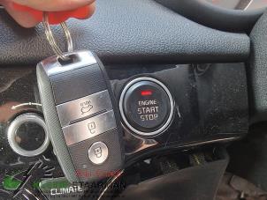 Gebruikte Kontaktslot + computer Kia Sportage (QL) 1.6 T-GDI 177 16V 4x4 Prijs op aanvraag aangeboden door Kleine Staarman B.V. Autodemontage