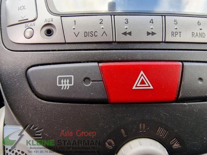 Verwarmingsschakelaar Achterruit van een Toyota Aygo (B10) 1.0 12V VVT-i 2010