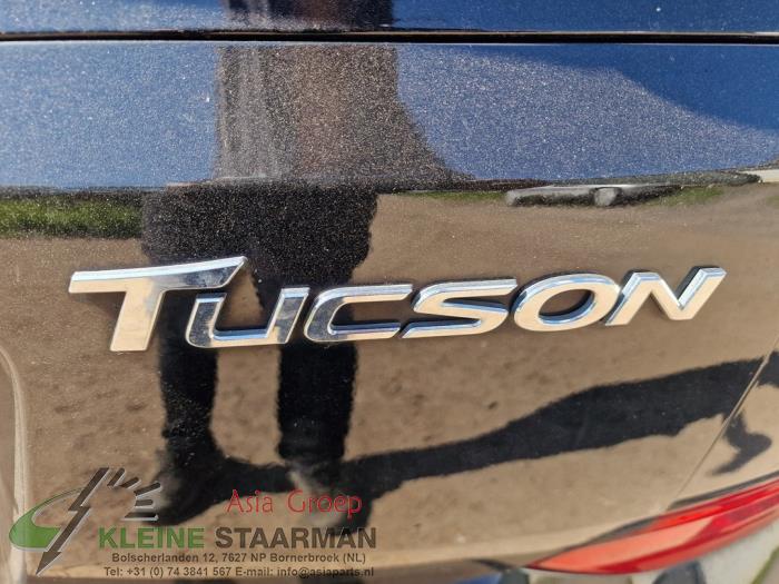 Raammechaniek 4Deurs links-achter van een Hyundai Tucson (TL) 1.7 CRDi 16V 2016