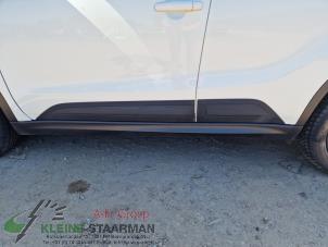 Gebruikte Sideskirt links Suzuki Vitara (LY/MY) 1.6 16V VVT Prijs € 100,00 Margeregeling aangeboden door Kleine Staarman B.V. Autodemontage