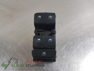 Gebruikte Ruit schakelaar elektrisch Hyundai i10 1.0 12V Prijs € 75,00 Margeregeling aangeboden door Kleine Staarman B.V. Autodemontage