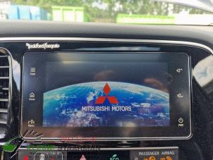Gebruikte Navigatie Systeem Mitsubishi Outlander (GF/GG) 2.4 16V PHEV 4x4 Prijs op aanvraag aangeboden door Kleine Staarman B.V. Autodemontage