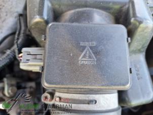 Gebruikte Luchthoeveelheidsmeter Mazda MX-5 (NB18/35/8C) 1.6i 16V Prijs op aanvraag aangeboden door Kleine Staarman B.V. Autodemontage