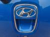 Handgreep Achterklep van een Hyundai i10 (F5), 2007 / 2013 1.2i 16V, Hatchback, Benzine, 1.248cc, 63kW (86pk), FWD, G4LA5, 2011-04 / 2013-12, F5P5 2011