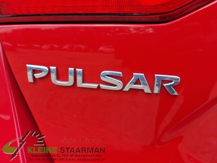 Gasdemper links-achter van een Nissan Pulsar (C13) 1.2 12V DIG-T 2018