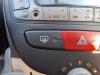Schakelaar Achteruitverwarming van een Toyota Aygo (B10), 2005 / 2014 1.0 12V VVT-i, Hatchback, Benzine, 998cc, 50kW (68pk), FWD, 1KRFE, 2005-07 / 2014-05, KGB10 2008