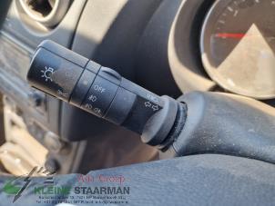 Gebruikte Knipperlicht Schakelaar Nissan Qashqai (J10) 1.6 dCi Pure Drive Prijs op aanvraag aangeboden door Kleine Staarman B.V. Autodemontage