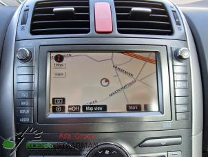 Gebruikte Navigatie Systeem Toyota Auris (E15) 1.6 Dual VVT-i 16V Prijs € 250,00 Margeregeling aangeboden door Kleine Staarman B.V. Autodemontage