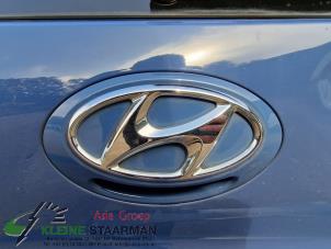 Gebruikte Achterklep Handgreep Hyundai i10 (B5) 1.0 12V Prijs op aanvraag aangeboden door Kleine Staarman B.V. Autodemontage