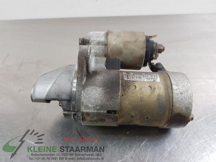 Startmotor van een Nissan Primera Wagon (W12) 2.0 16V 2005