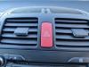 Paniekverlichtings Schakelaar van een Toyota Auris (E15), 2006 / 2012 1.8 16V HSD Full Hybrid, Hatchback, Elektrisch Benzine, 1.798cc, 100kW (136pk), FWD, 2ZRFXE, 2010-09 / 2012-09, ZWE150 2012