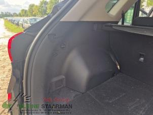 Gebruikte Kofferbakbekleding links Hyundai Tucson (TL) 1.6 T-GDi 16V 2WD Prijs op aanvraag aangeboden door Kleine Staarman B.V. Autodemontage