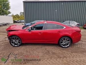 Gebruikte Middenstijl links Mazda 6 (GJ/GH/GL) 2.0 SkyActiv-G 165 16V Prijs op aanvraag aangeboden door Kleine Staarman B.V. Autodemontage